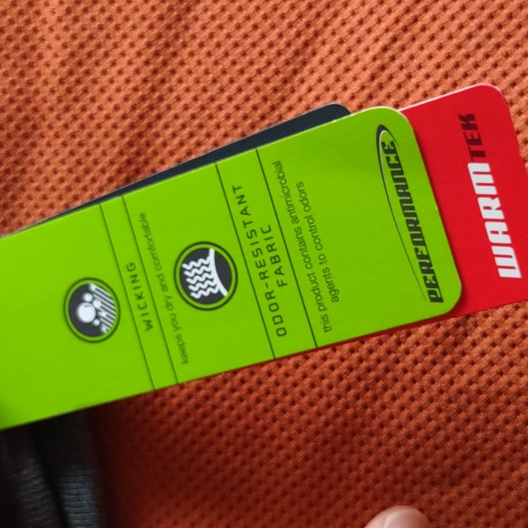 NWT Tek Gear XL Warmtek Performance Long Sleeve Color Block Thermal Shirt - Picture 10 of 15